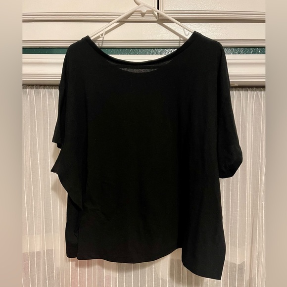 Selena Black Crop Crew Tee - Picture 2 of 4